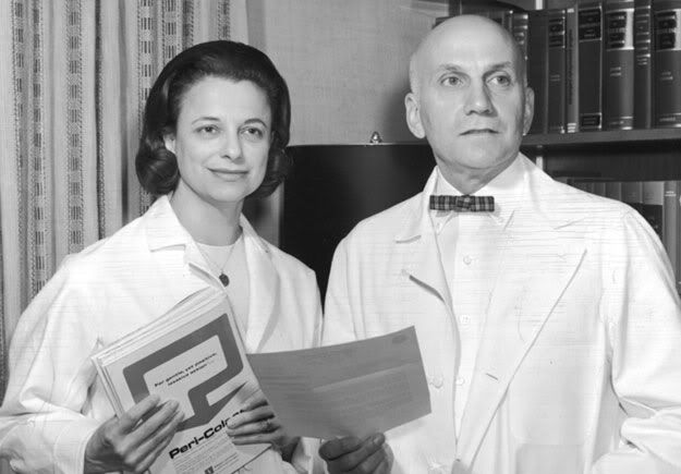 4. Masters y Johnson William H. Masters y Virginia E. Johnson, una pareja de investigadores y terapeutas sexuales, realizaron estudios pioneros sobre la respuesta sexual humana.