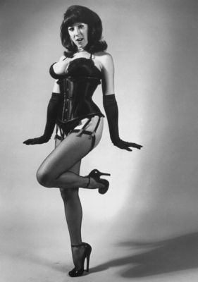 6. Annie Sprinkle Annie Sprinkle, ex actriz porno y educadora sexual, es una de las defensoras más prominentes del sexo positivo